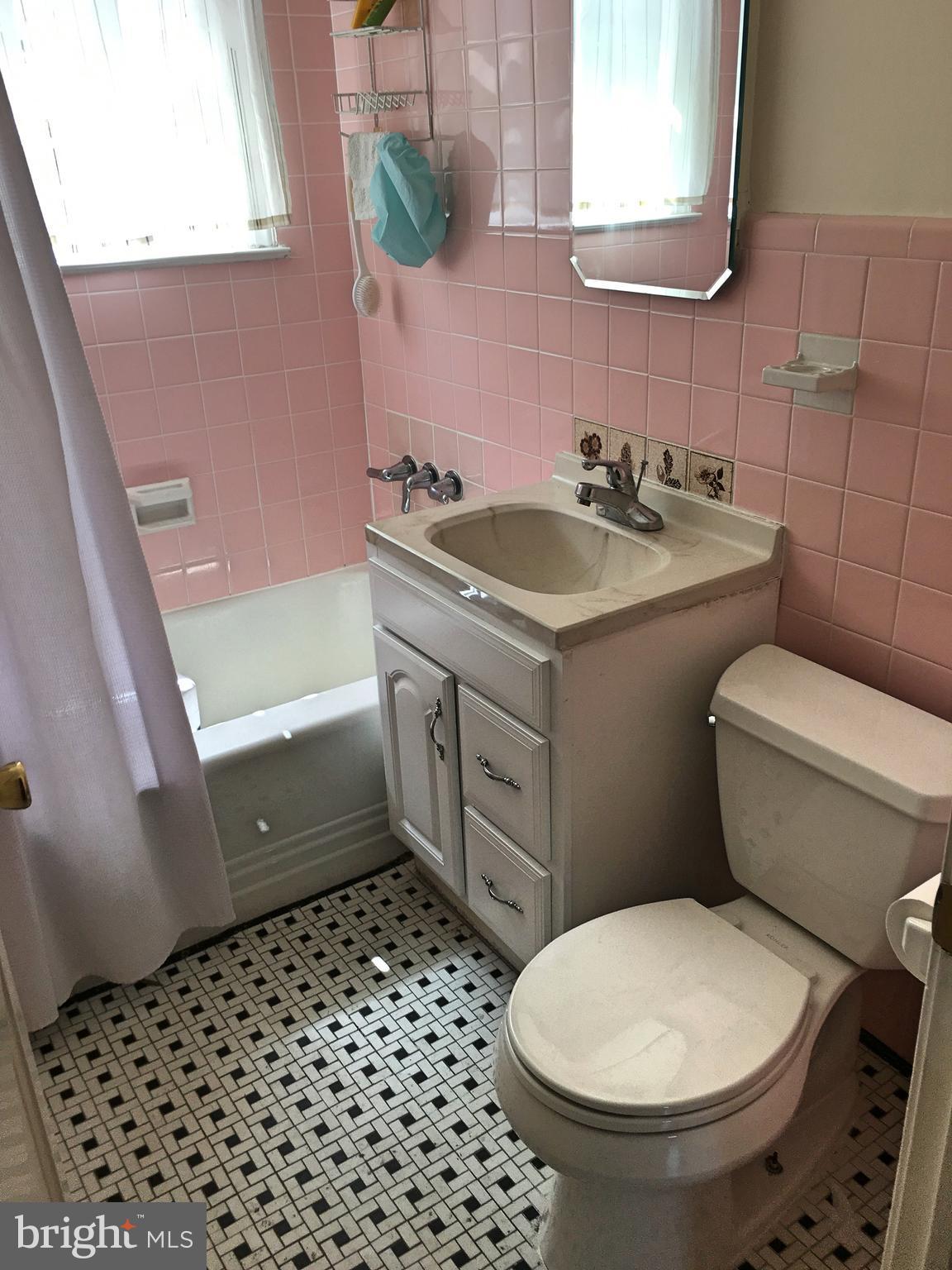 GREEN MEADOWS - Residential