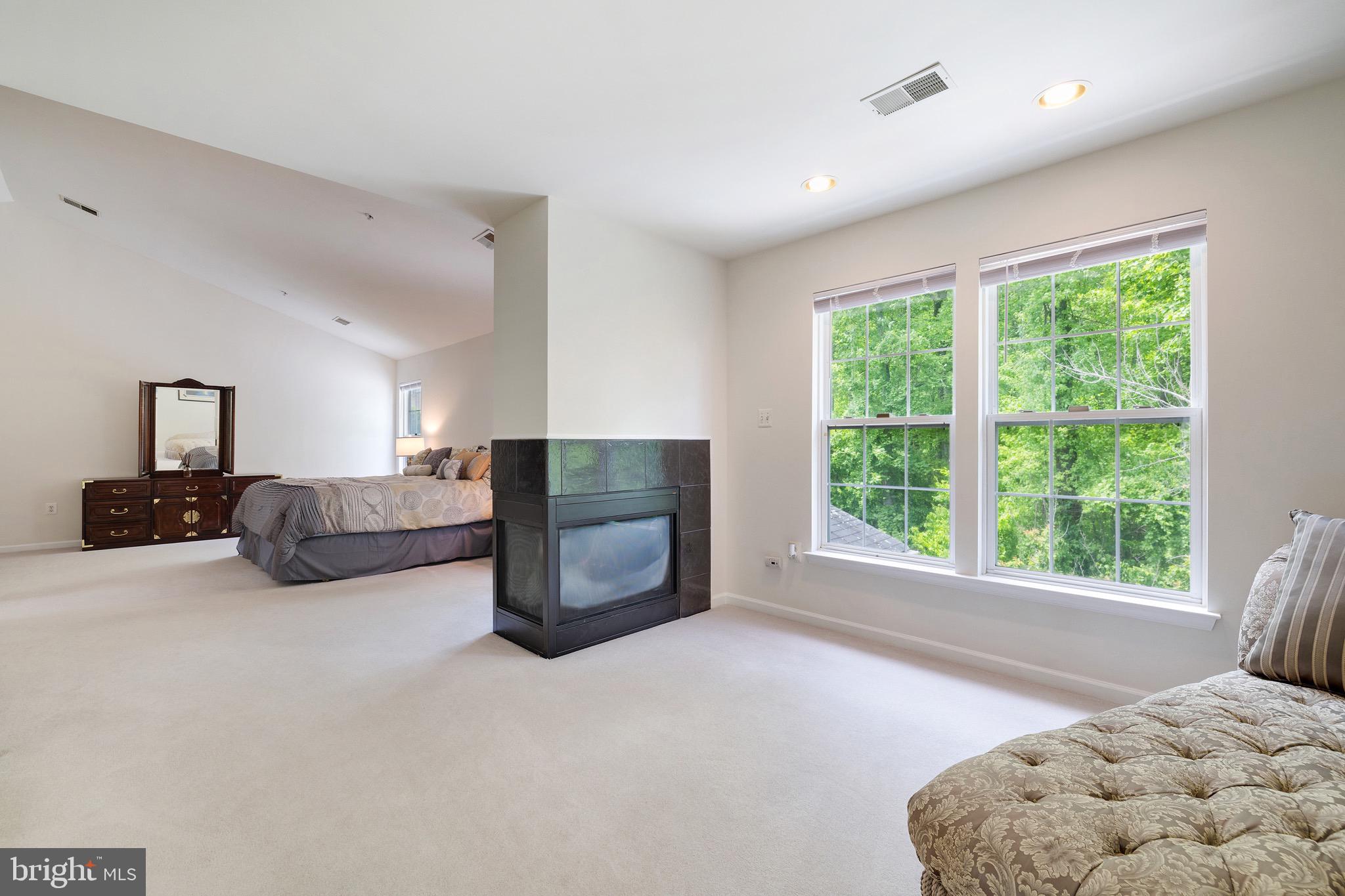 CALTOR MANOR - Residential