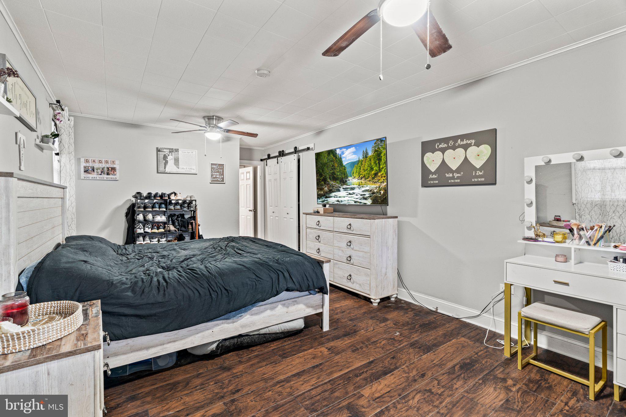 WINDSOR PASS - Residential