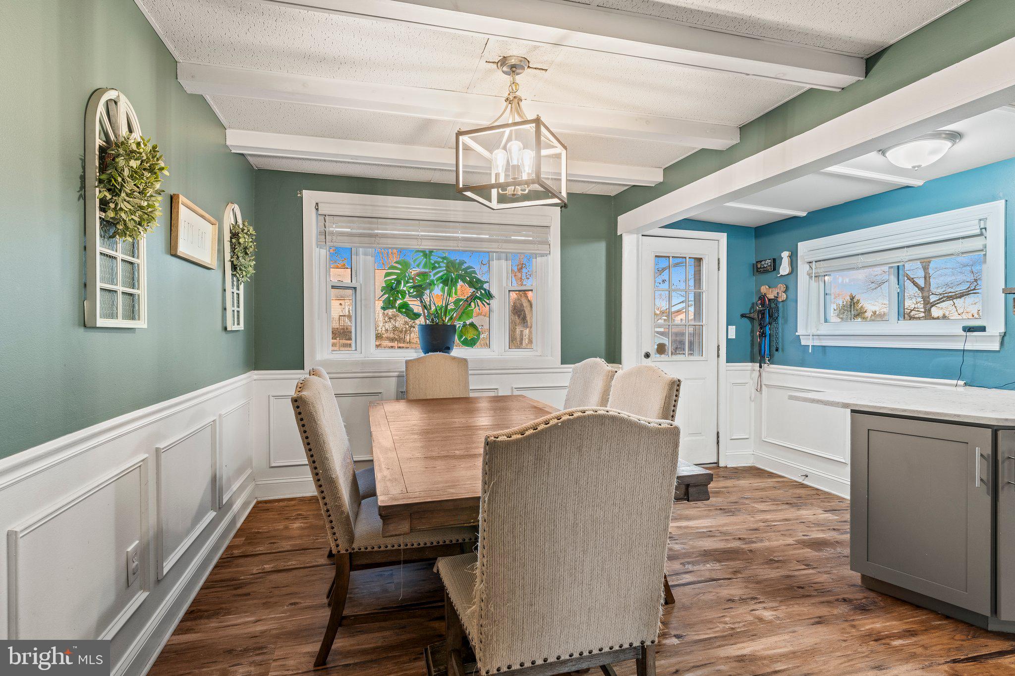 WINDSOR PASS - Residential