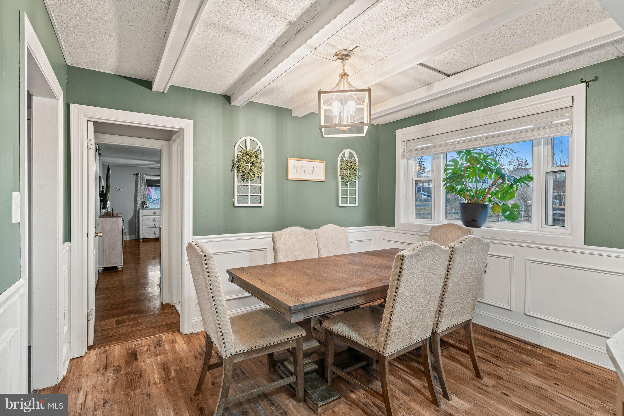 WINDSOR PASS - Residential