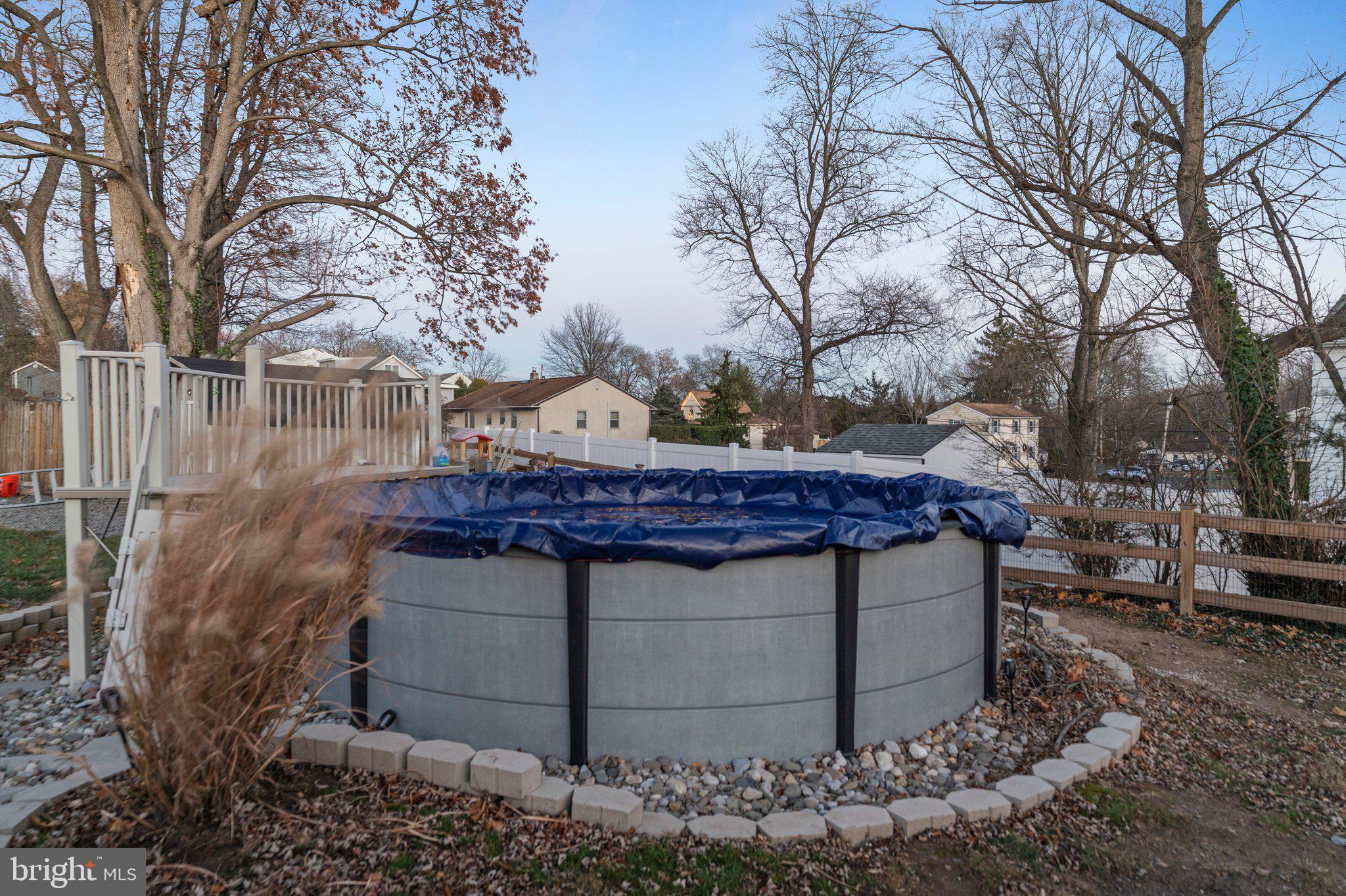 WINDSOR PASS - Residential