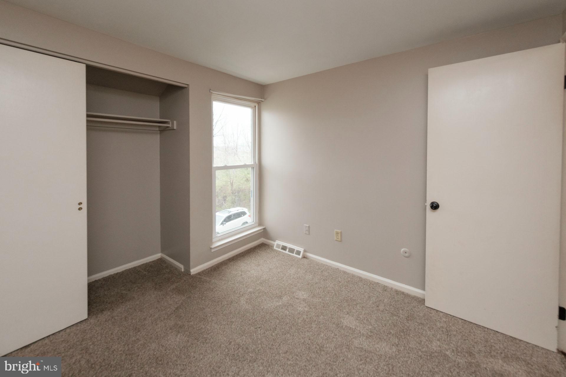 SUMMIT CHASE - Residential