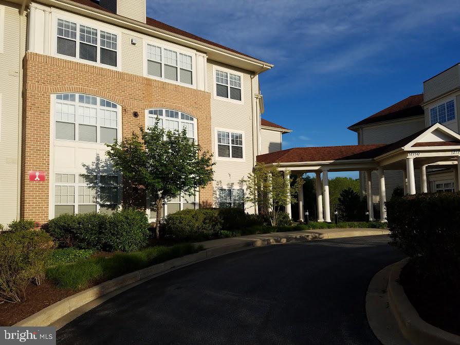 WAVERLY WOODS - Residential Lease