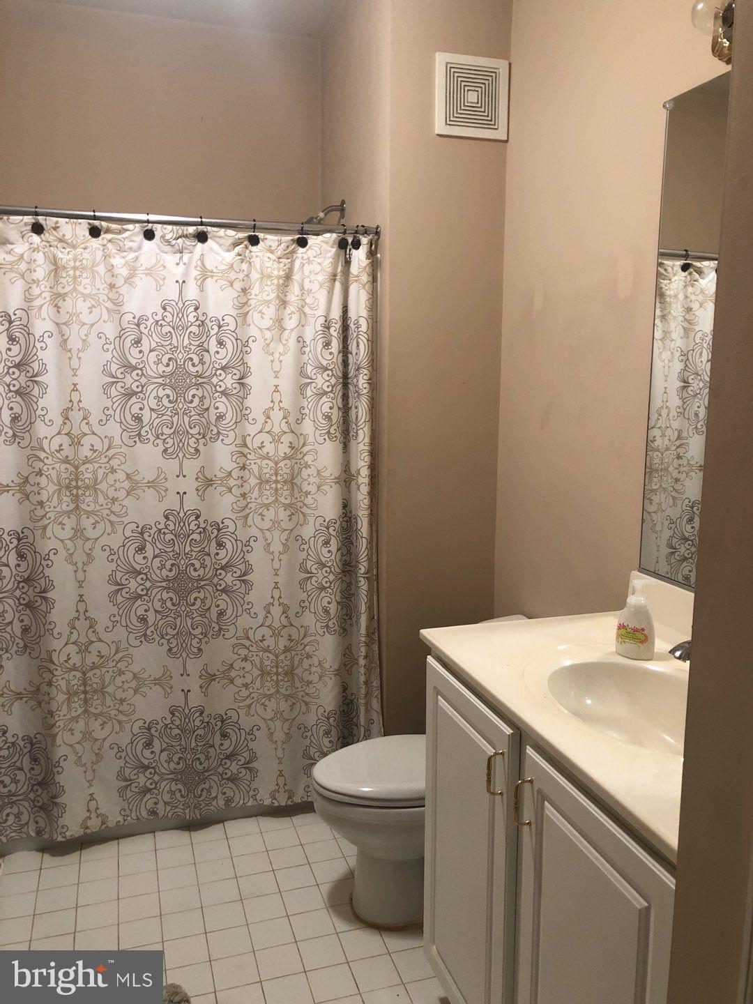 WAVERLY WOODS - Residential Lease