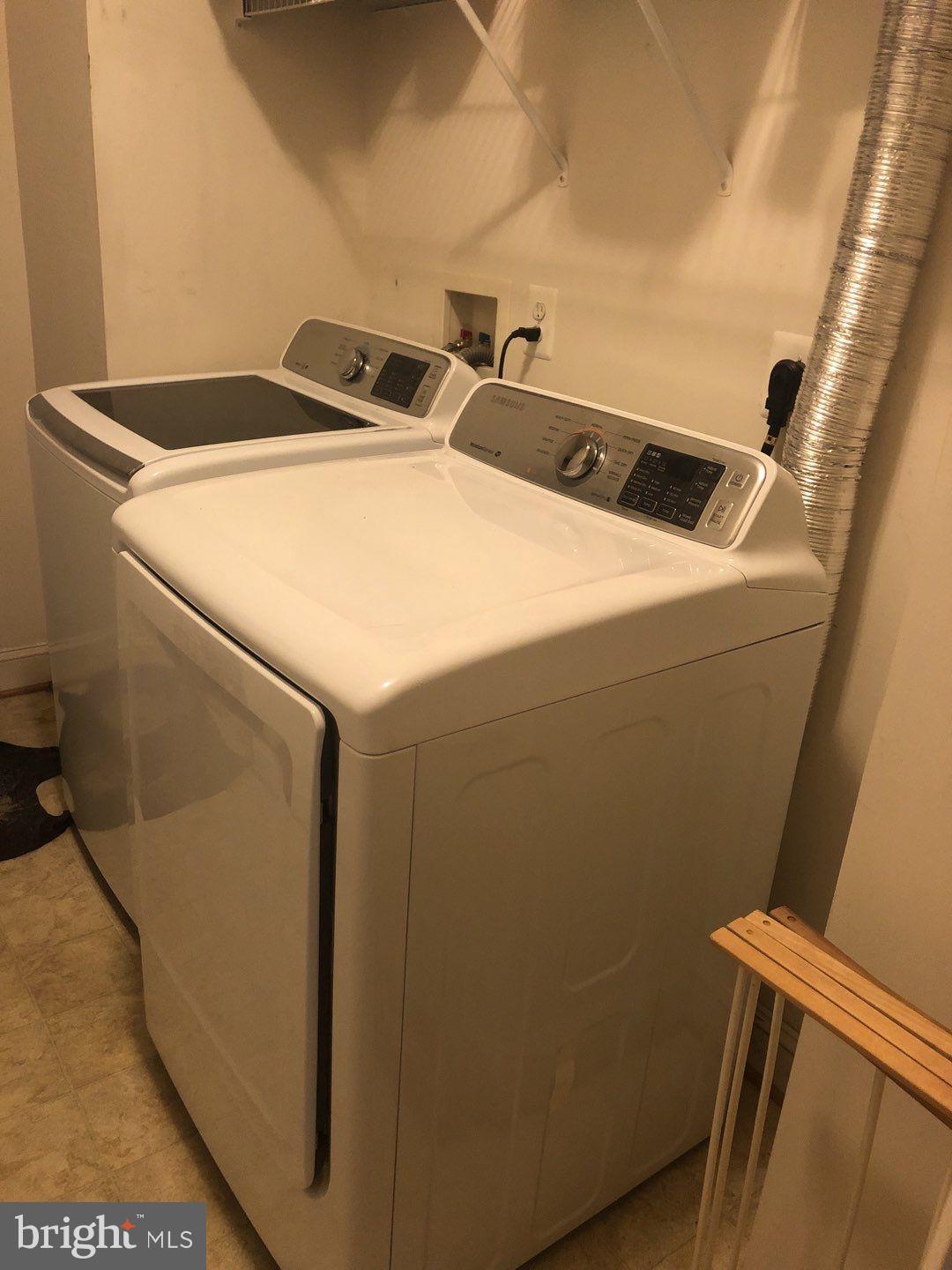 WAVERLY WOODS - Residential Lease