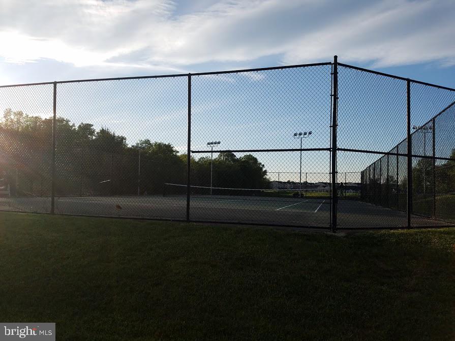 WAVERLY WOODS - Residential Lease