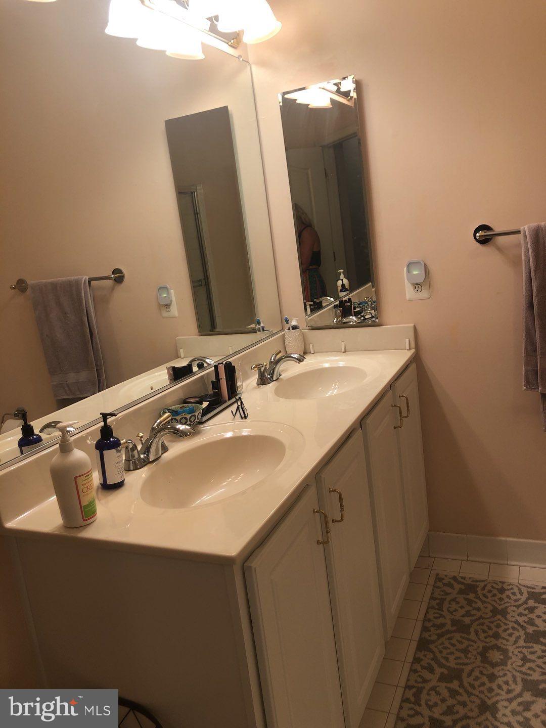 WAVERLY WOODS - Residential Lease