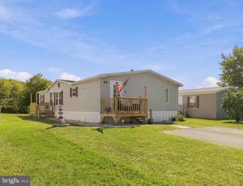Mobile Home For Sale - 215 Houston Drive<br/> Dauphin County, GRANTVILLE, PA 17028