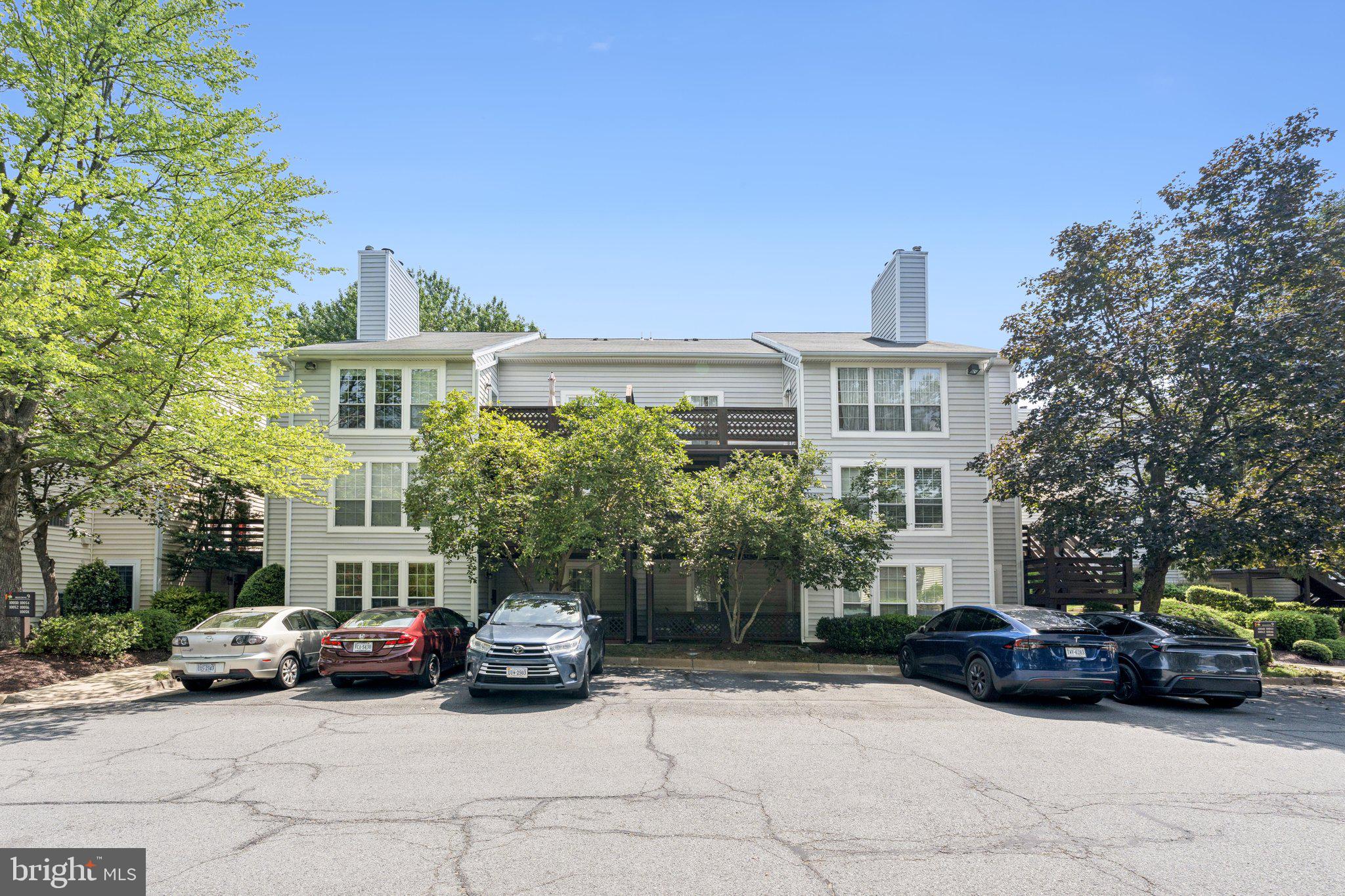 THE OAKTON - Residential