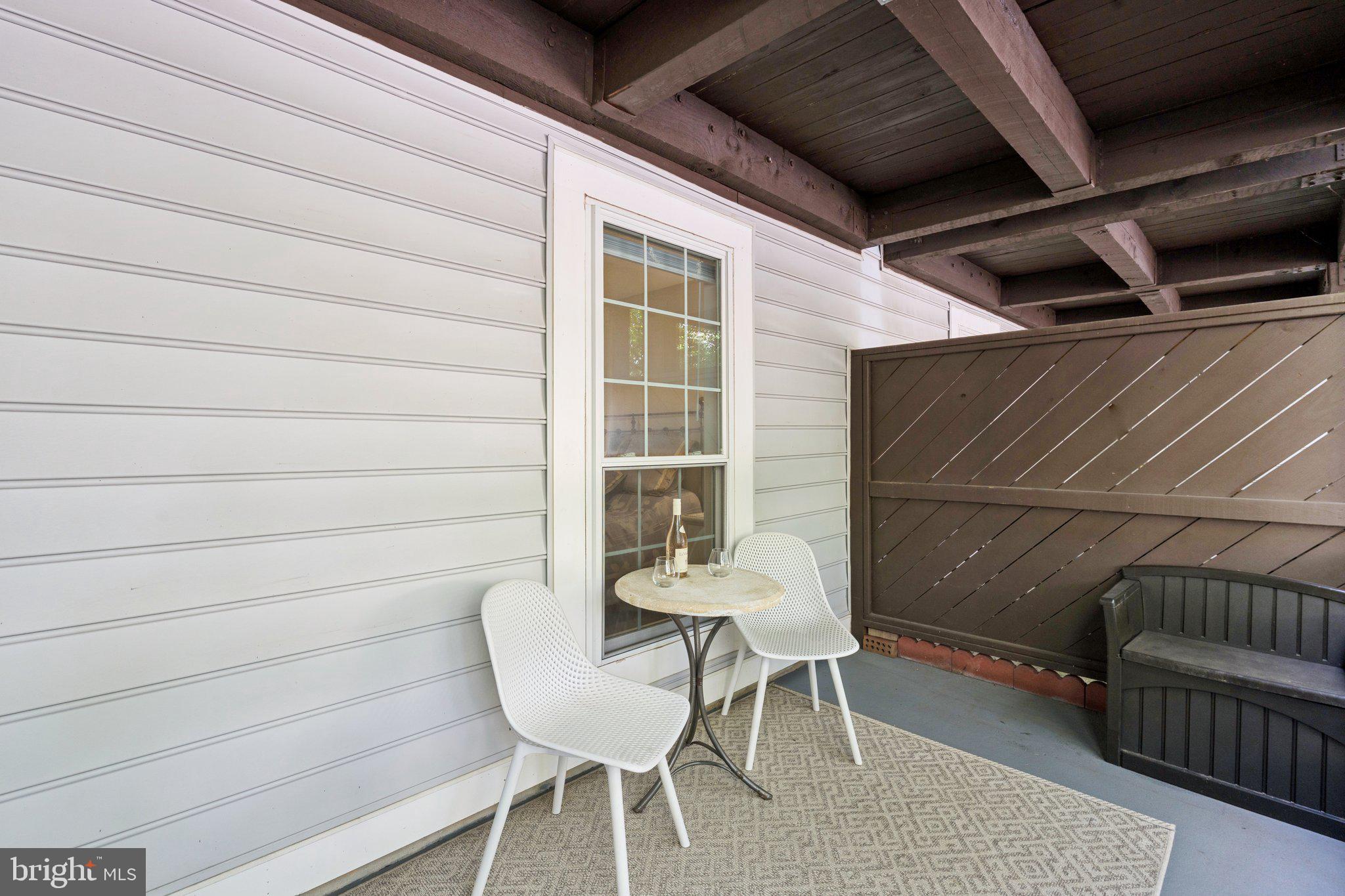 THE OAKTON - Residential