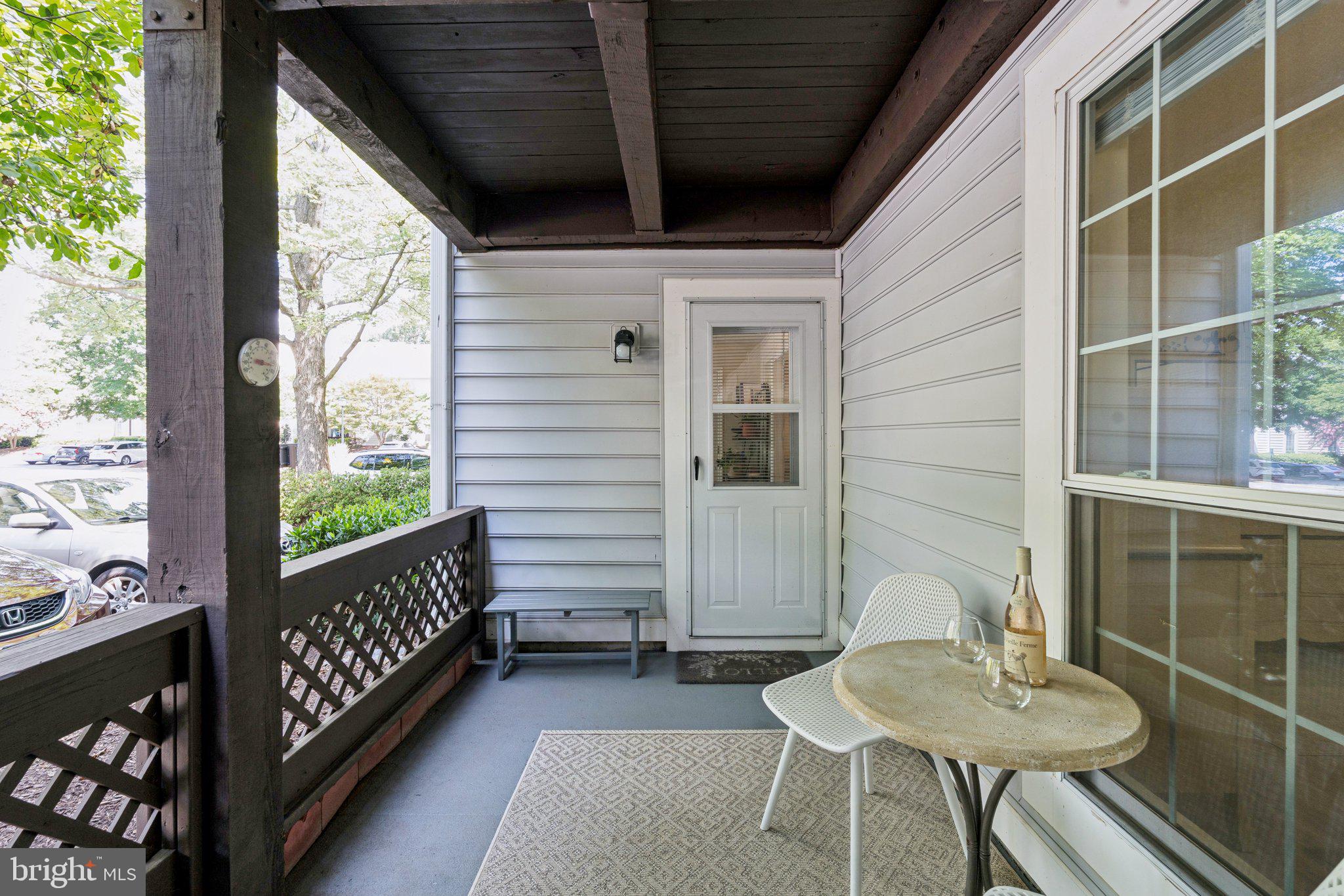 THE OAKTON - Residential