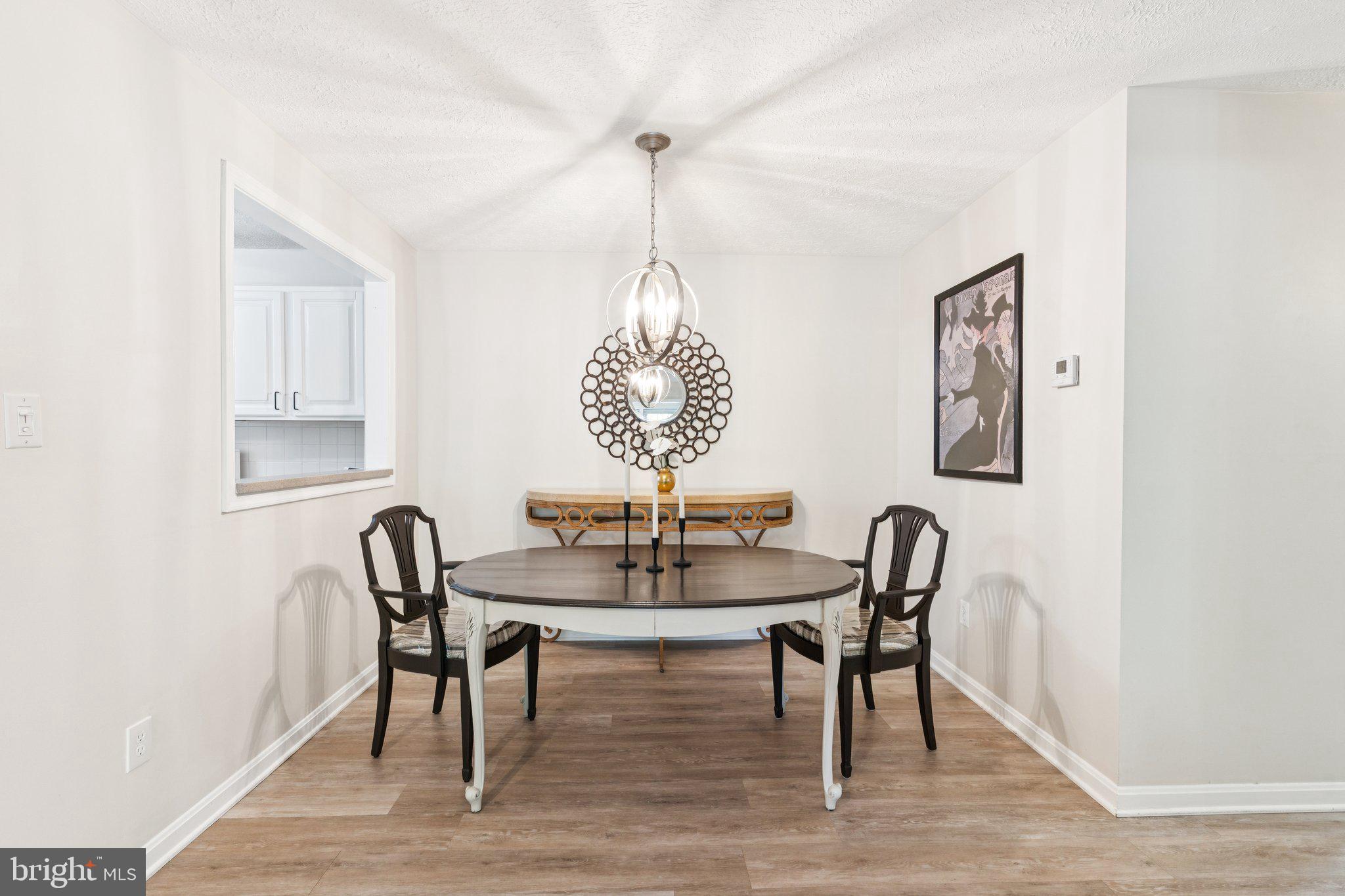 THE OAKTON - Residential