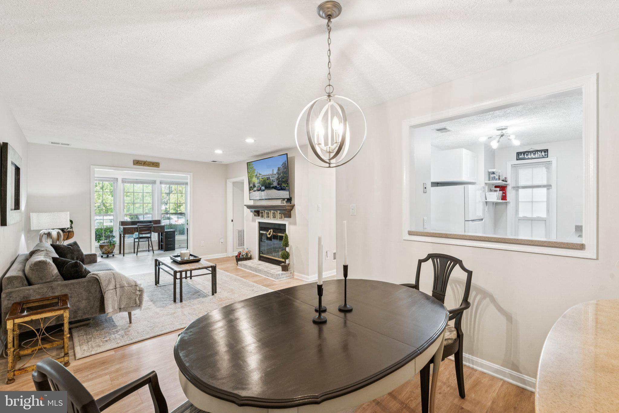 THE OAKTON - Residential