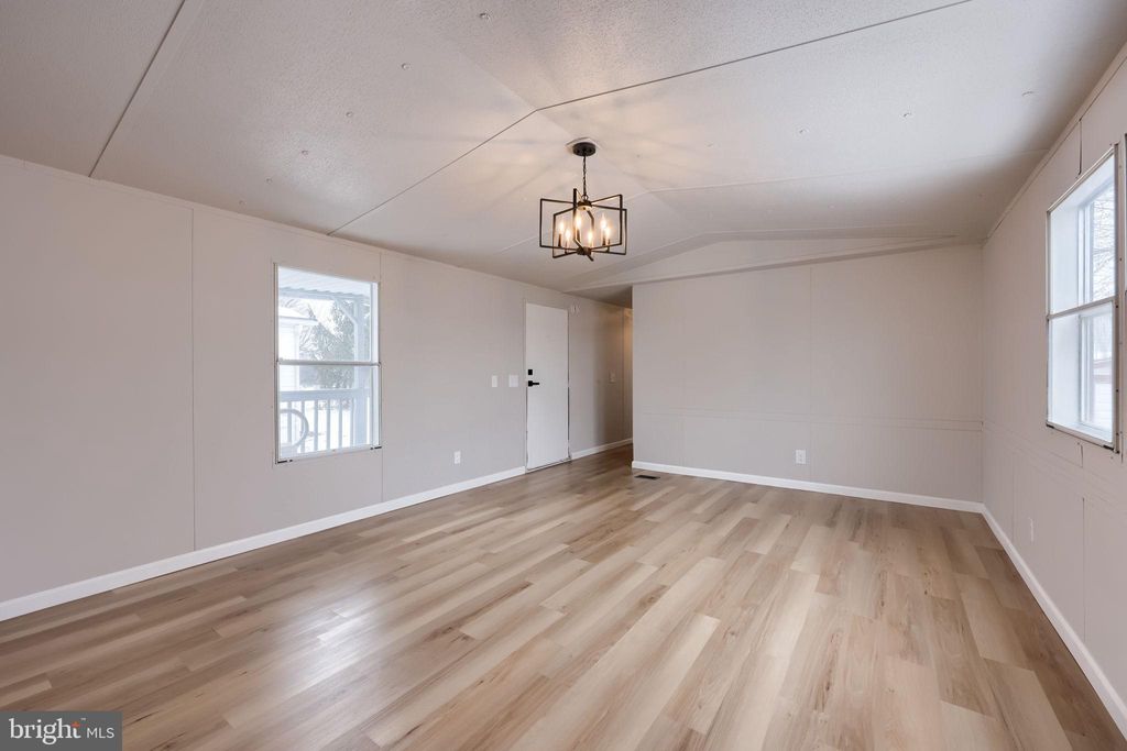 Photo of 215 Fawn Meadow Crossing, LANCASTER, PA 17603 (MLS # PALA2083132)