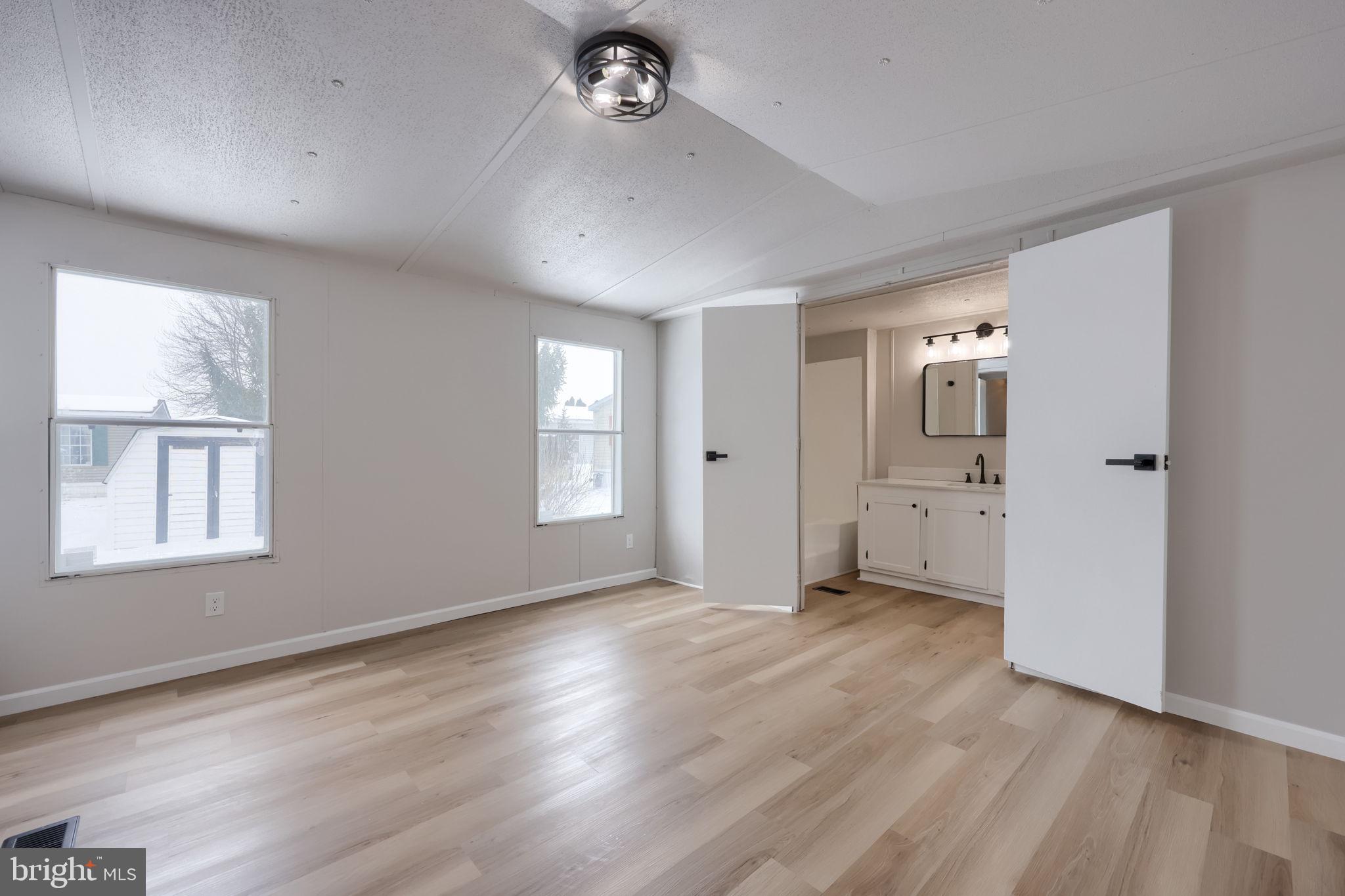 PHEASANT RIDGE - Residential