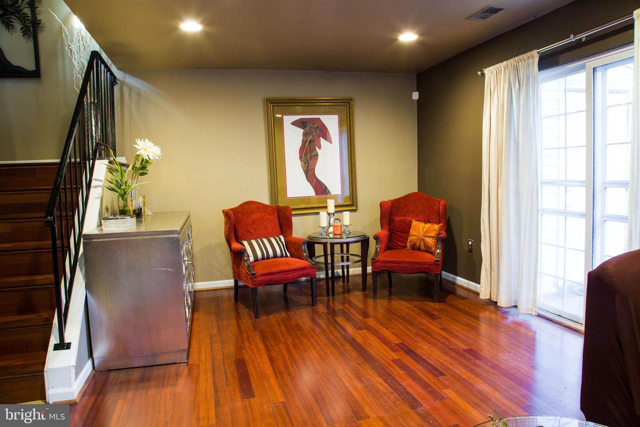 WILLOW HILLS - Residential