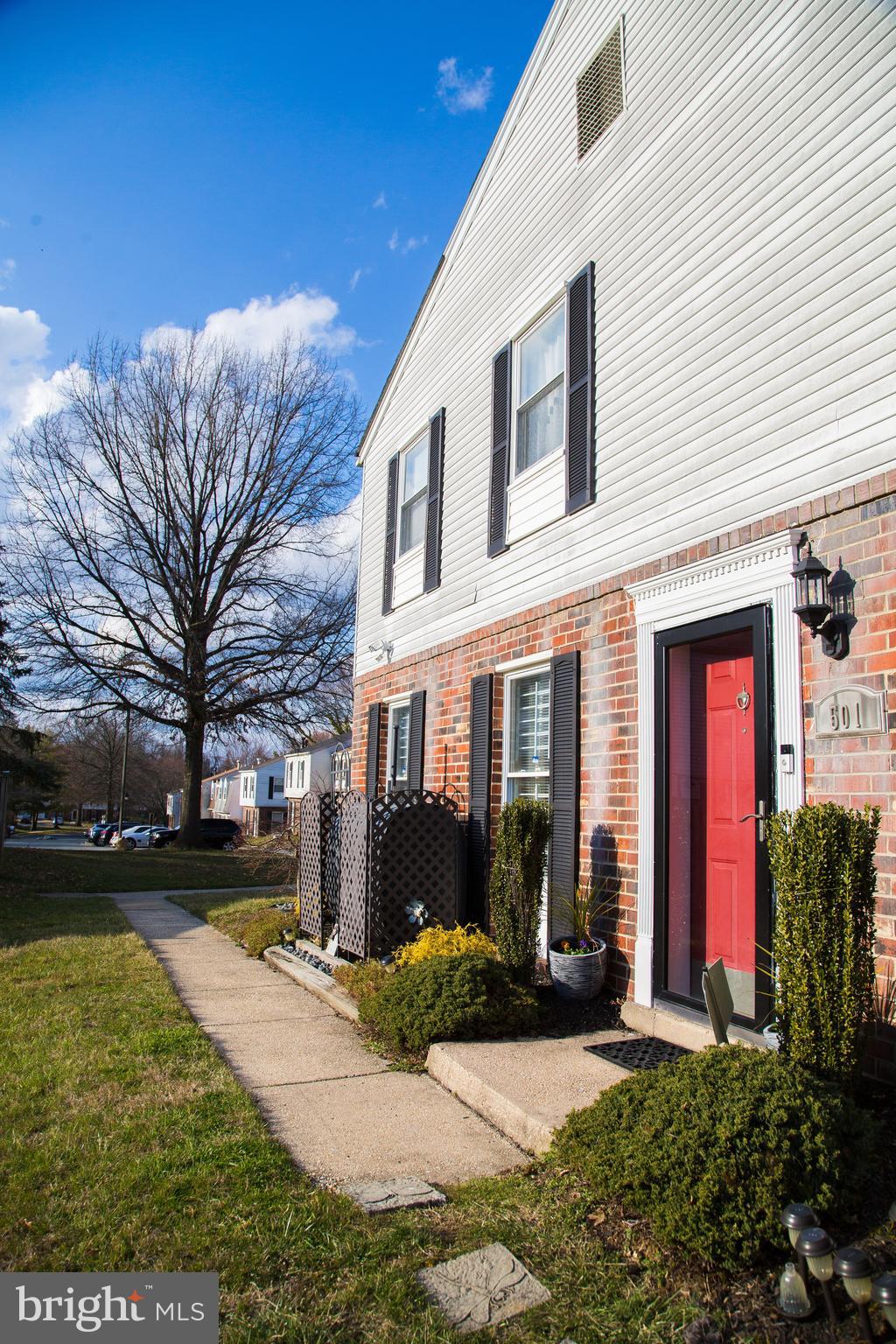 WILLOW HILLS - Residential