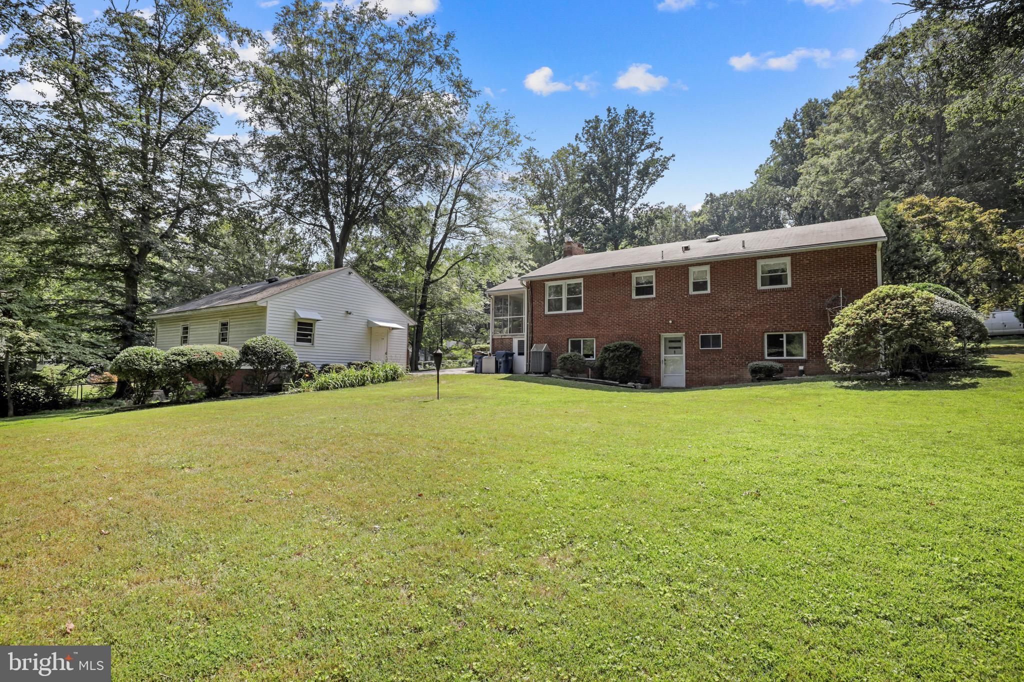 BRADDOCK HILLS - Residential