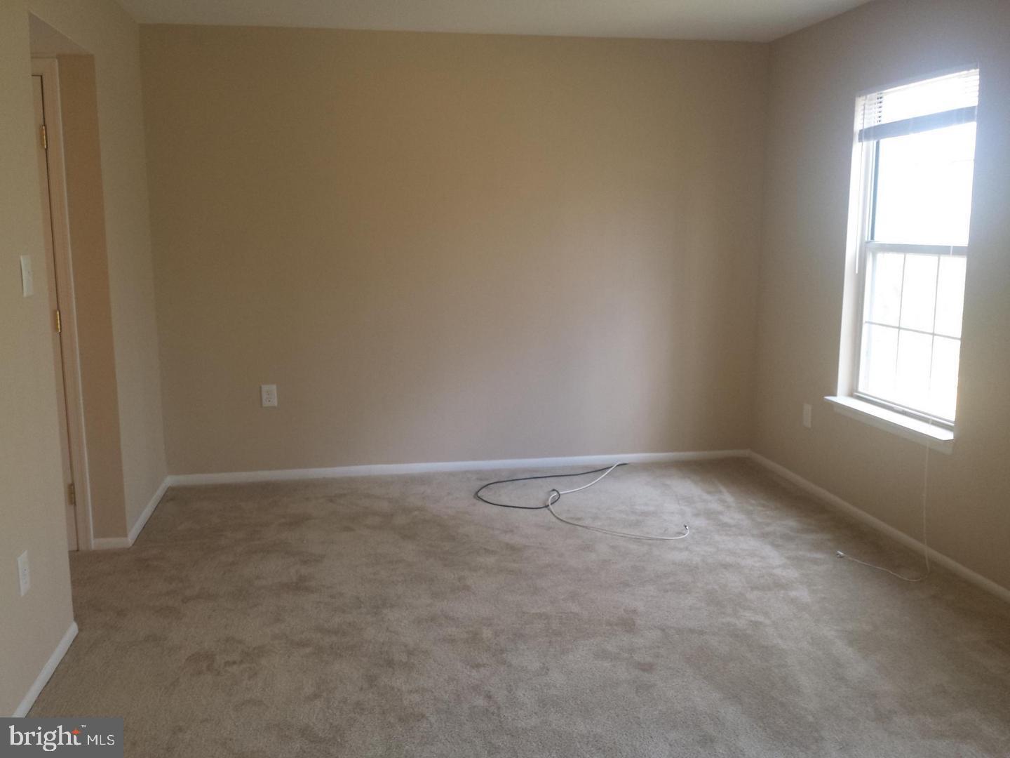 MATTAWOMAN WOODS IND HEAD - Residential Lease