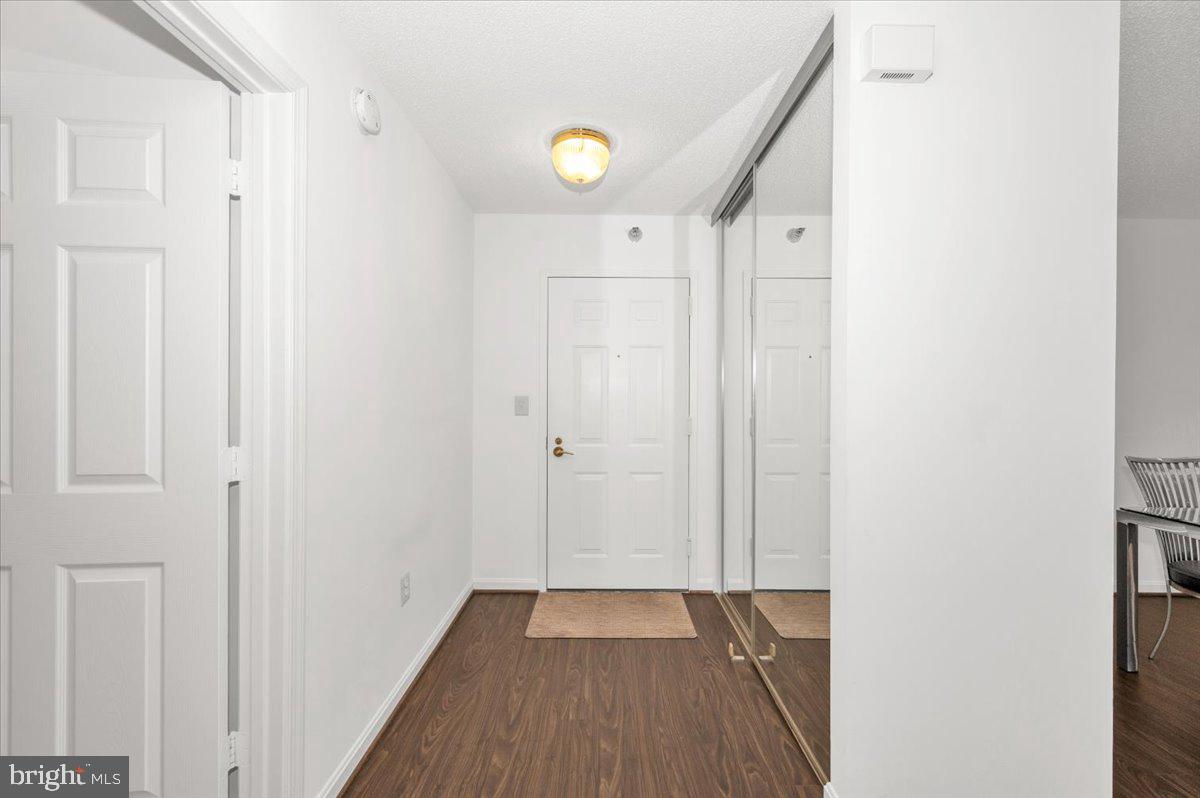 LEISURE WORLD - Residential