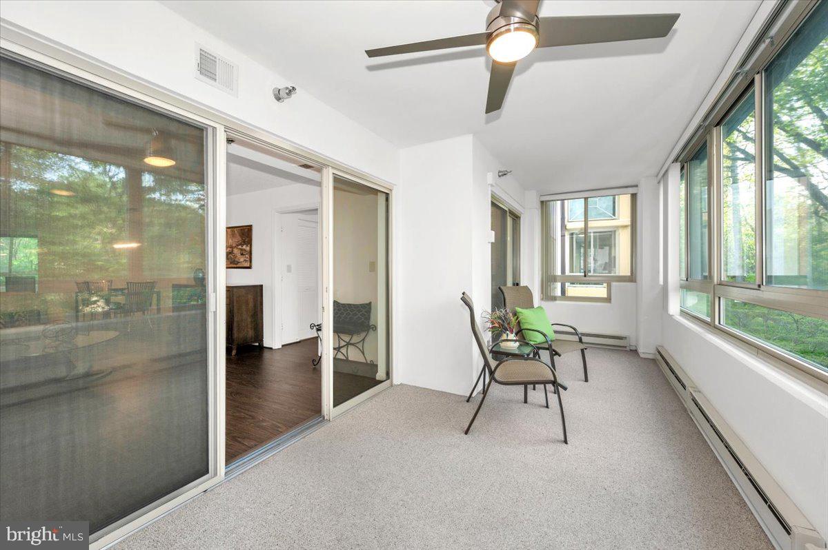 LEISURE WORLD - Residential