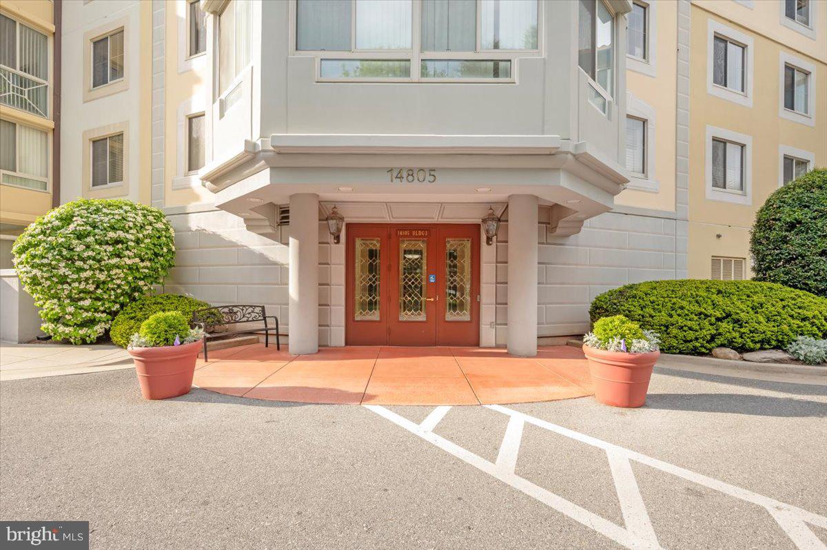 14805 PENNFIELD CIRCLE 205