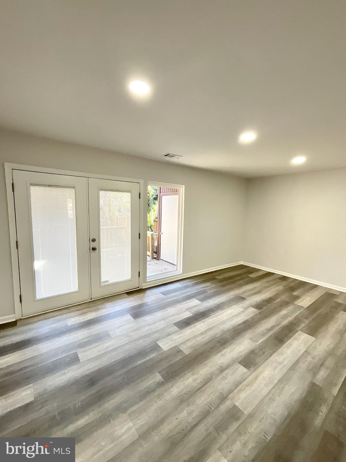 ADAMS LANDING - Residential