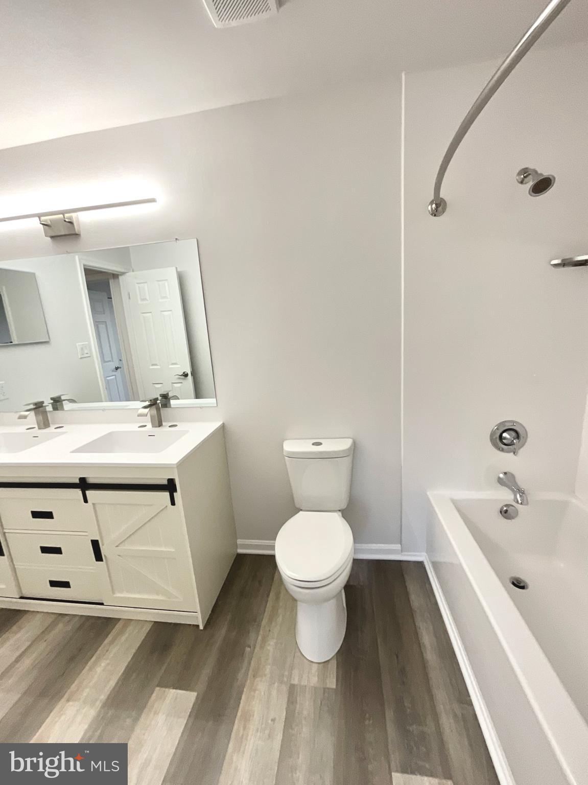 ADAMS LANDING - Residential