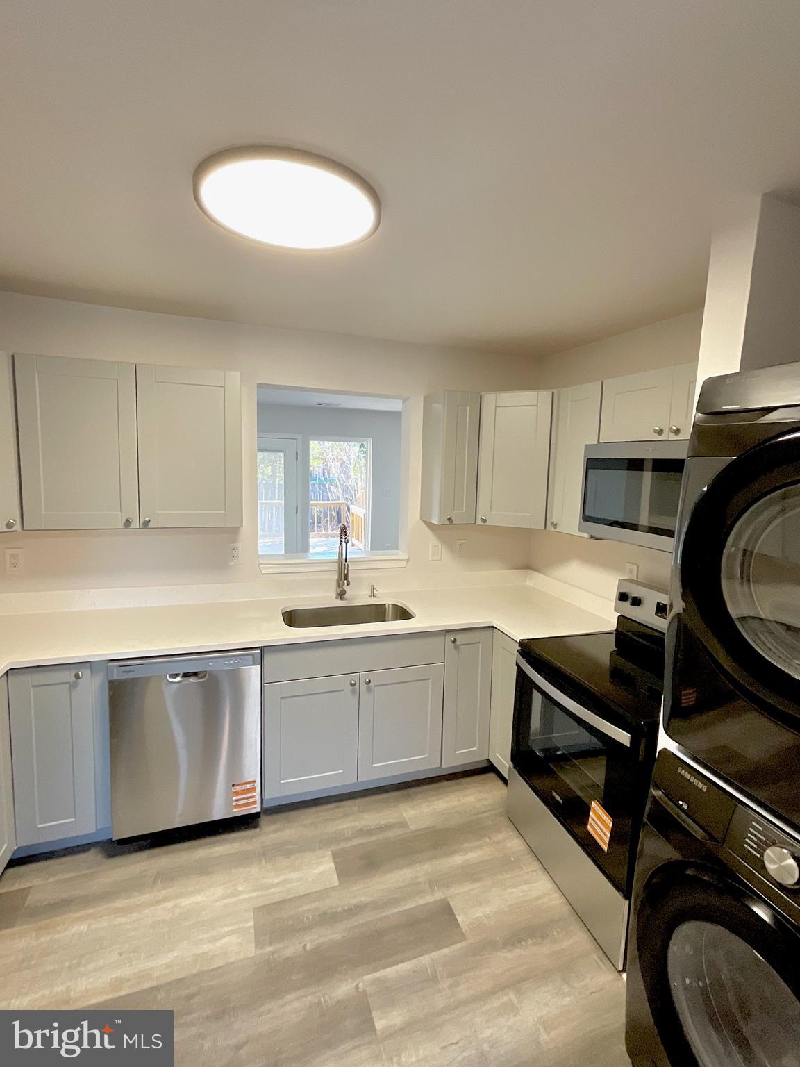 ADAMS LANDING - Residential