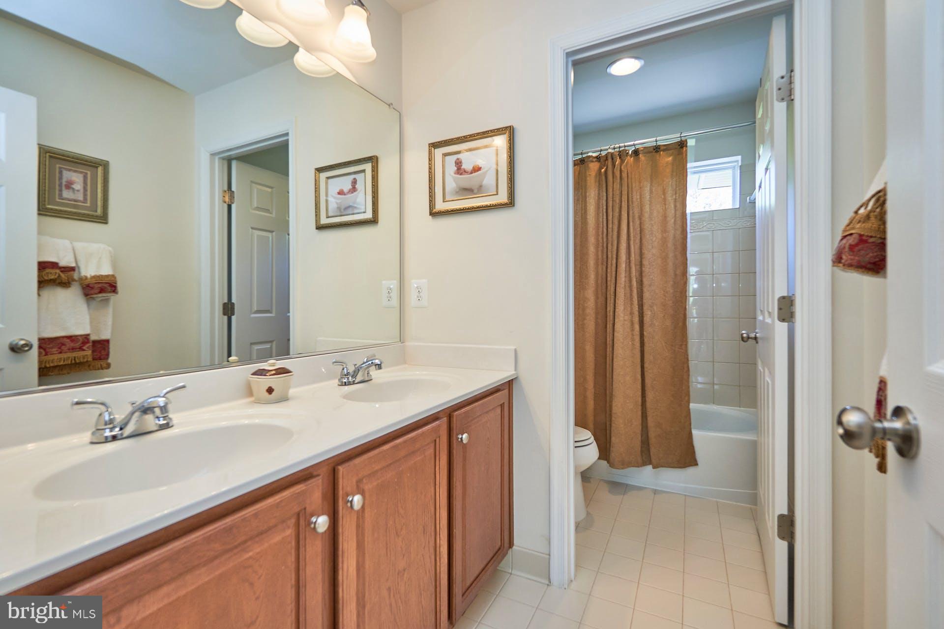 HOPEWELLS LANDING - Residential