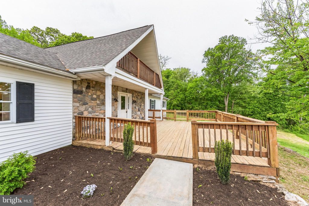 Photo of 582 LANCASTER PIKE, NEW PROVIDENCE, PA 17560 (MLS # PALA2034582)