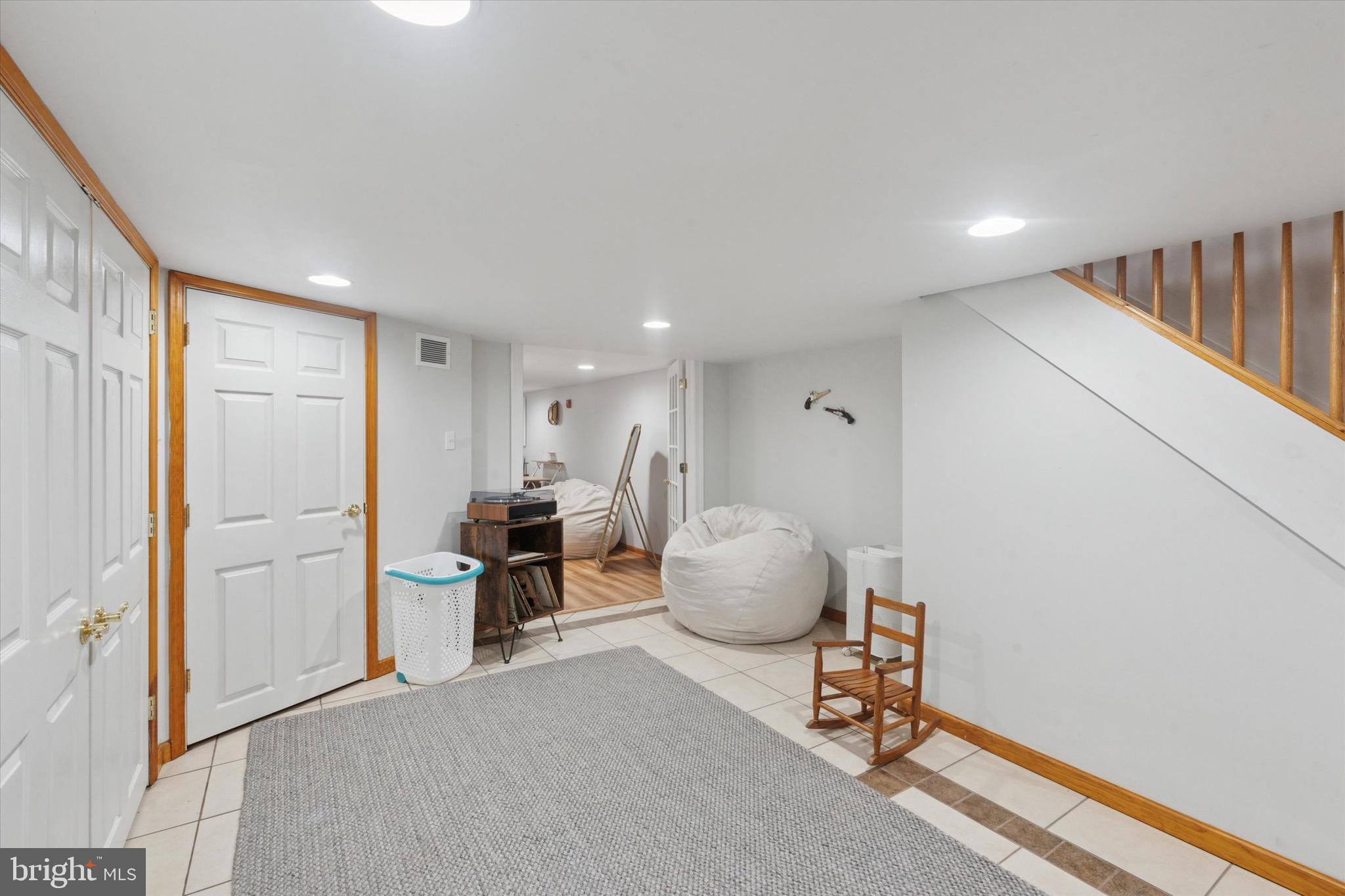 FRANCISVILLE - Residential Lease