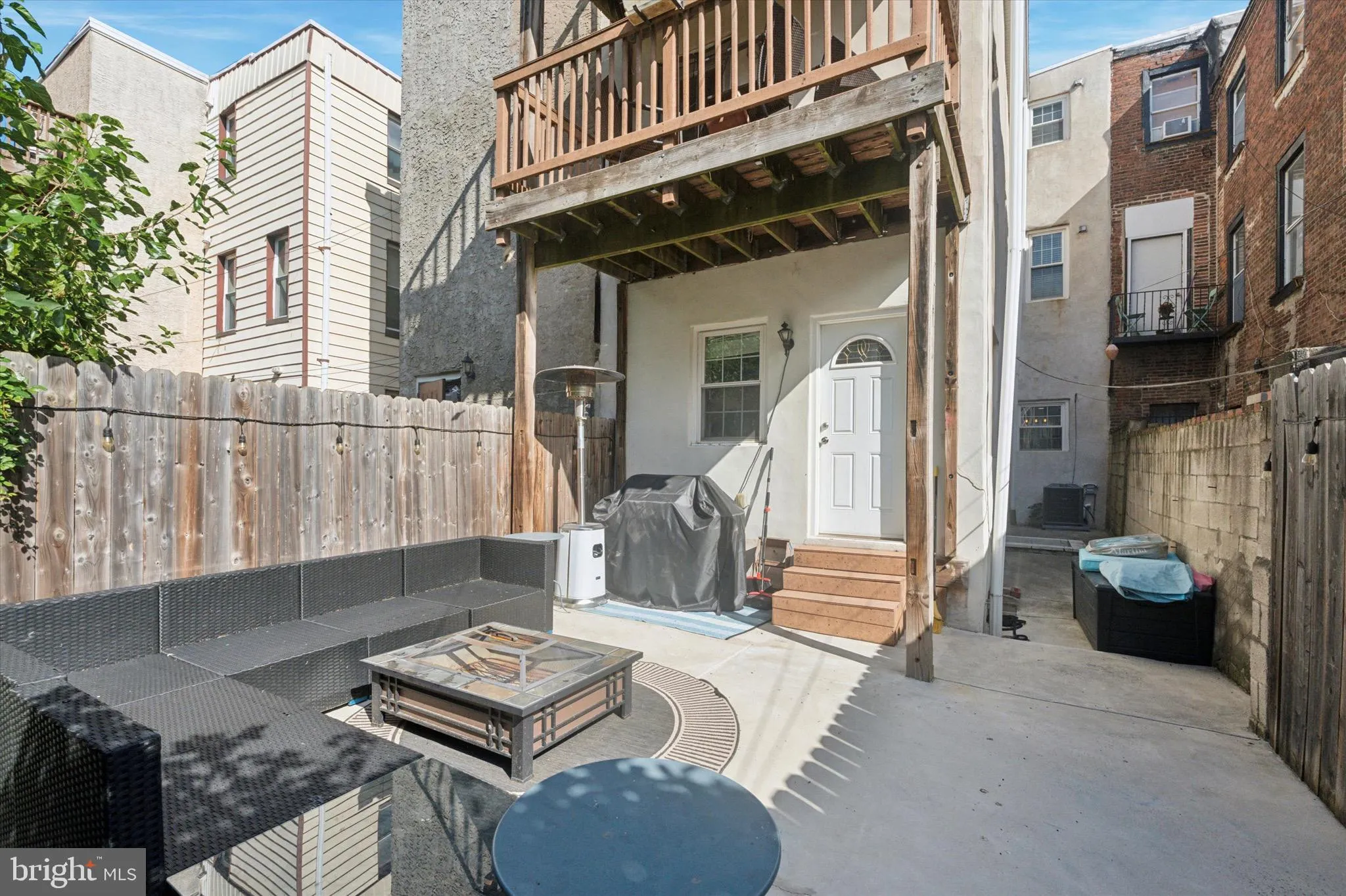 Philadelphia, Pennsylvania 19130, United States, 2 Bedrooms Bedrooms, ,2 BathroomsBathrooms,Residential,Active,210647