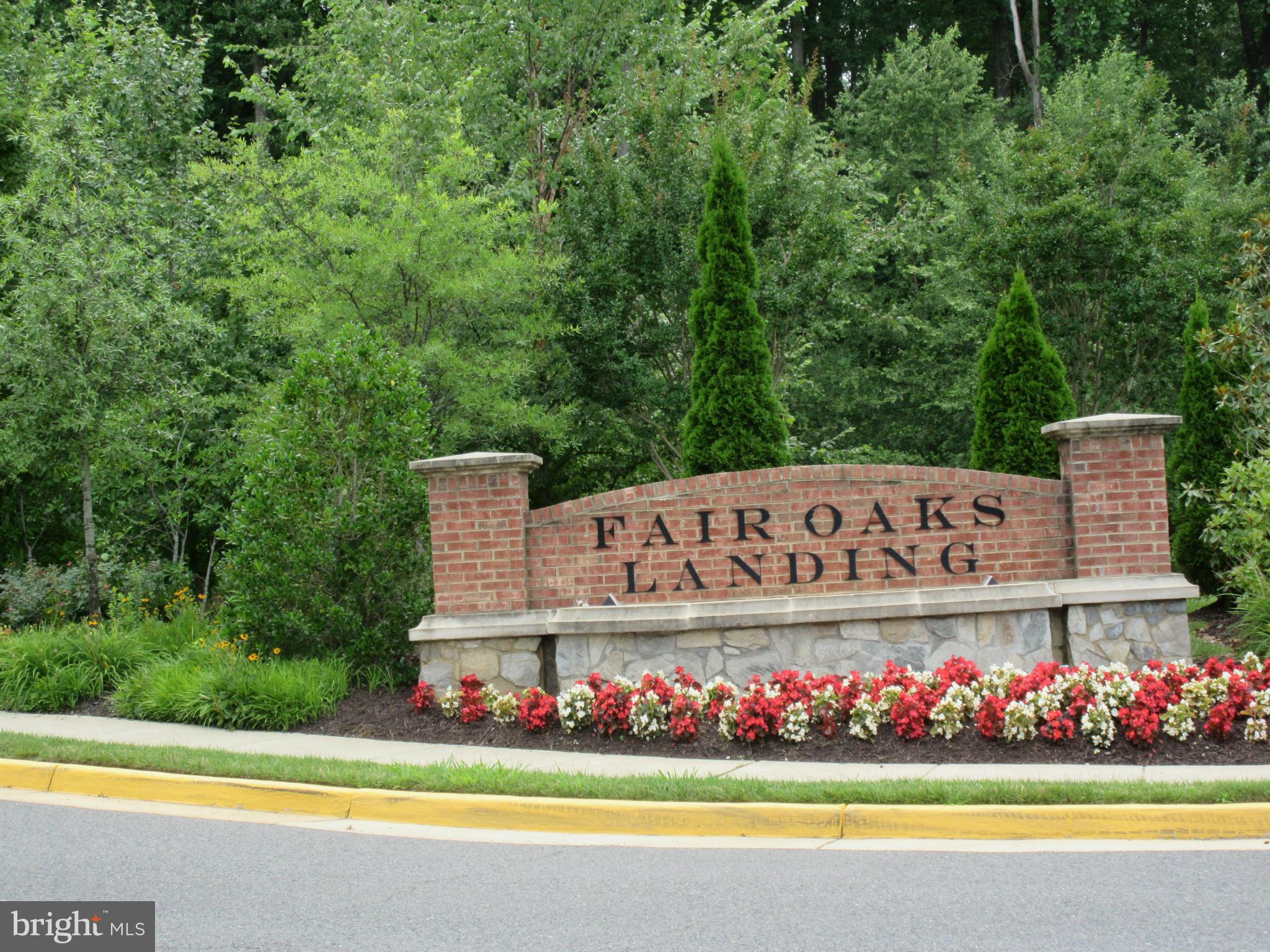 FAIR OAKS - Residential