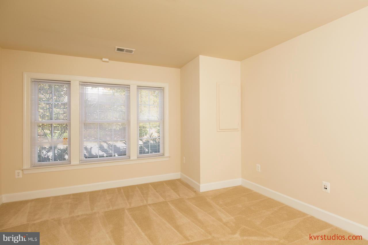 FAIR OAKS - Residential