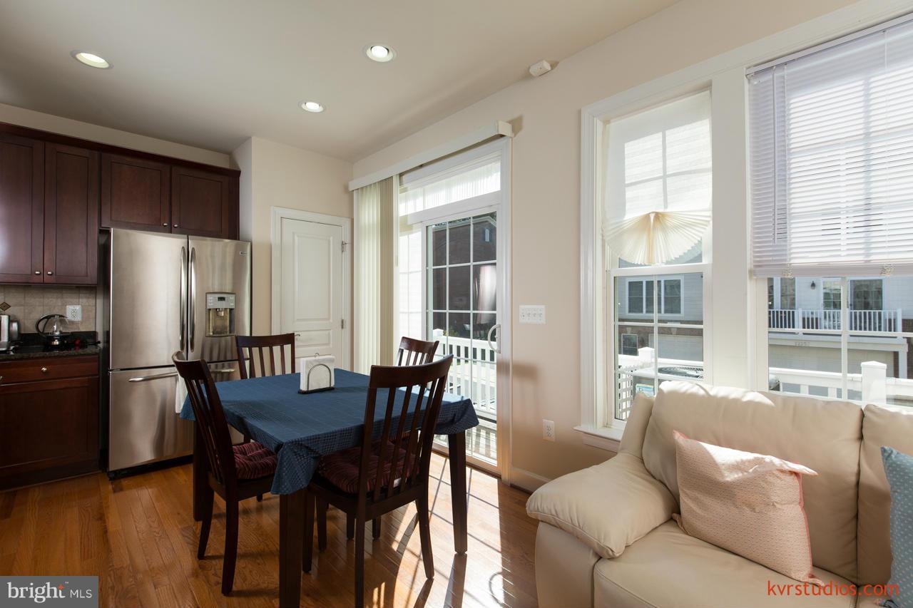 FAIR OAKS - Residential