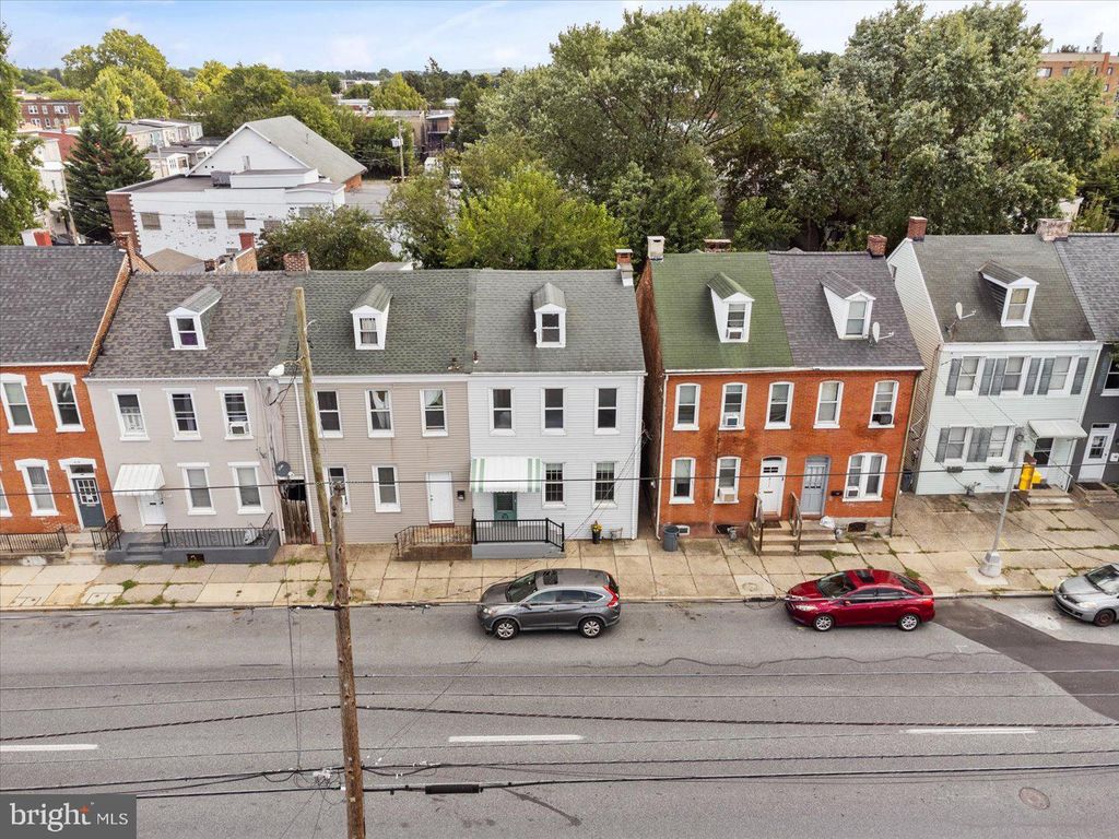 Photo of 813 N Queen Street, Lancaster, PA 17603 (MLS # PALA2055910)