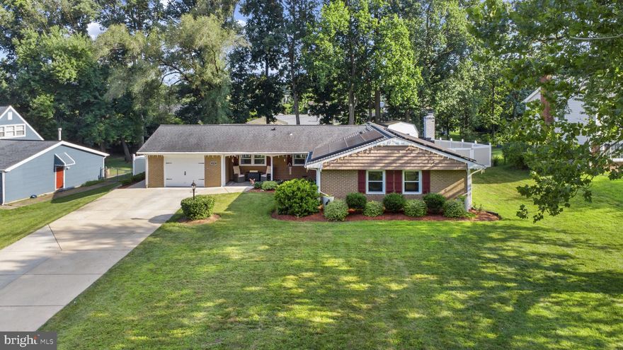 Extraordinary stunning corner lot w/ all the bells & whistles.  Offers stylish 3-bedrooms, 2-baths.  Features elegant custom coffered ceilings, gleaming custom wood floors throughout, recessed lighting & fireplace.  Newer Florida room addition w/ two skylights, custom bar, beautiful stone, lvp flooring & windows gives you added sq footage to enjoy & extra area to entertain.  Lovely kit. has granite countertops, stainless steel appliances, cozy breakfast nook w/ extra counter space.  Family room off kit.  Owners suite awaits its new owner to enjoy this spacious oasis w/ custom built in closet shelves & gorgeous bathroom.  Updated bathrooms.  The extra-large .45 acre level yard offers even more outdoor enjoyment, vinyl fence, beautifully landscaped, shed & newer walkway. 1-car garage & driveway was extended to park plenty of cars.  Tankless hot water heater.  With amazing standout upgrades thoughtful this home is truly a jewel you don't want to miss..