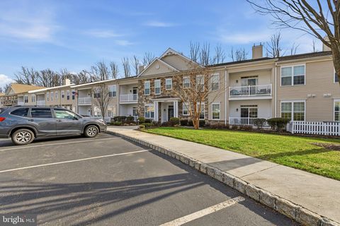 Condo For Sale - 5217 Poplar Street<br/> GARNET VALLEY, PA 19060