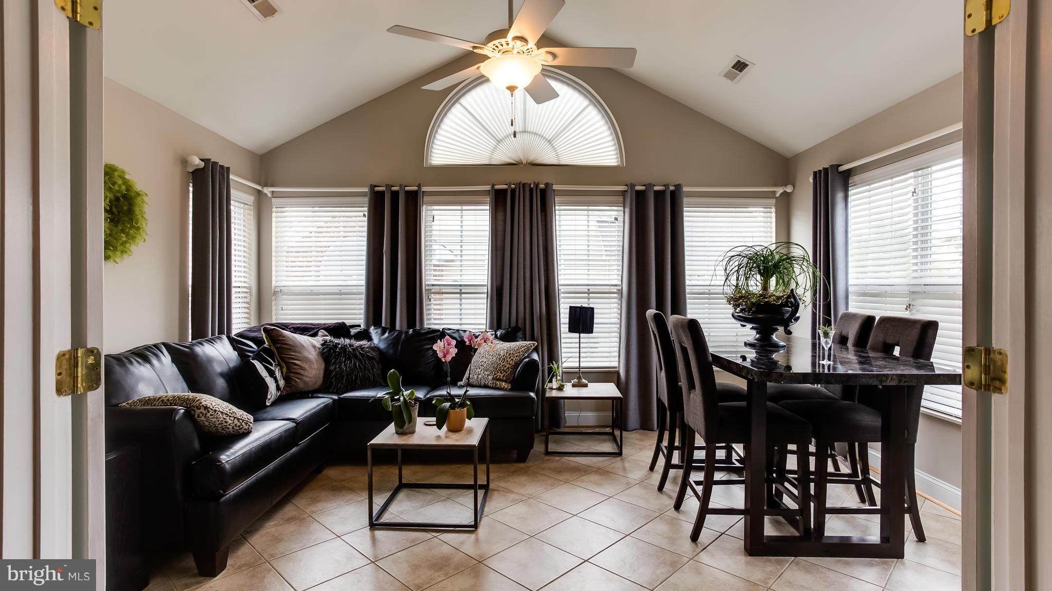 REGENCY PARK VILLAS - Residential