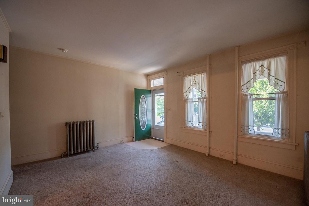 Photo of 324 E NEW ST, LANCASTER, PA 17602 (MLS # PALA2035940)