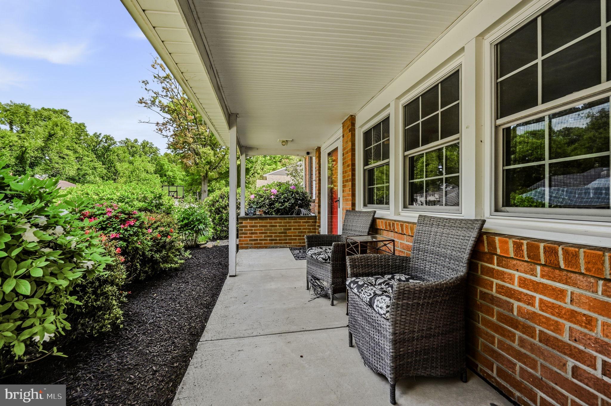 122 CHAPEL HILL DRIVE