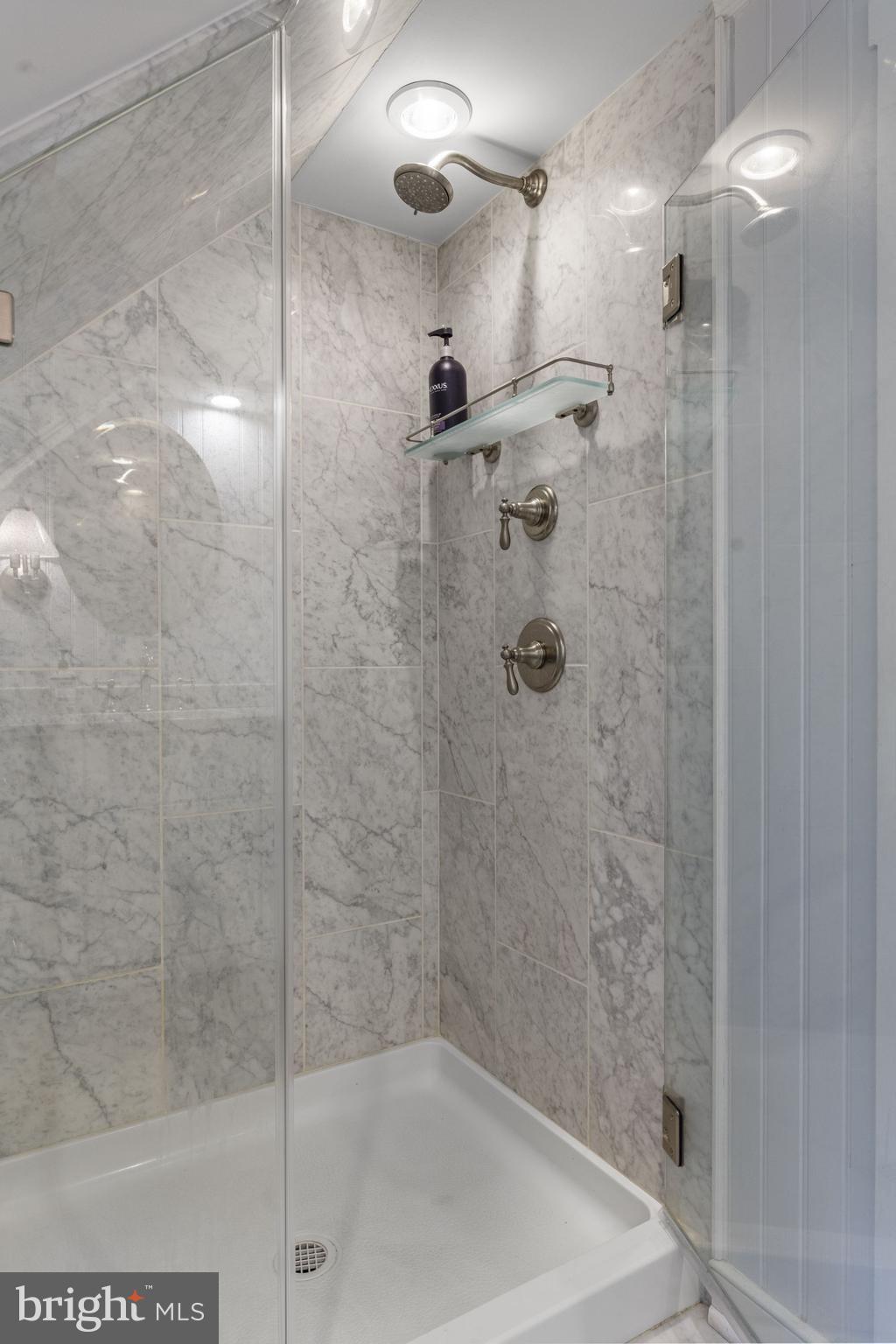 NON AVAILABLE - Residential