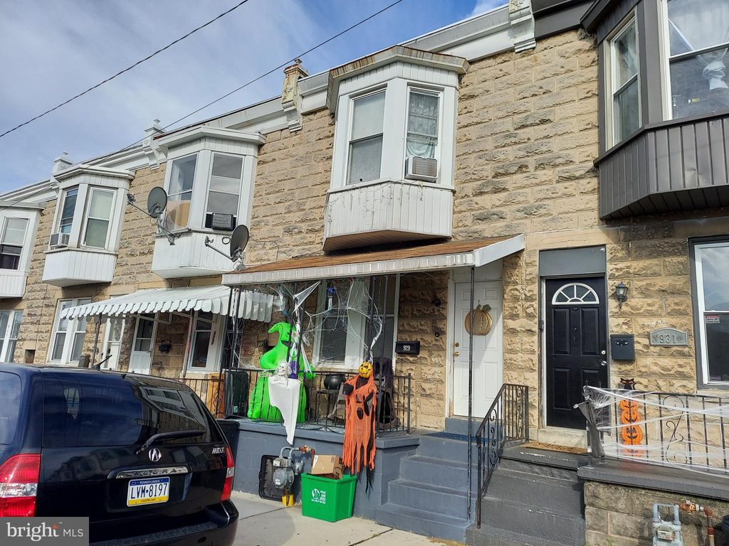 Photo of 929 Wellington Street, YORK, PA 17403 (MLS # PAYK2091674)