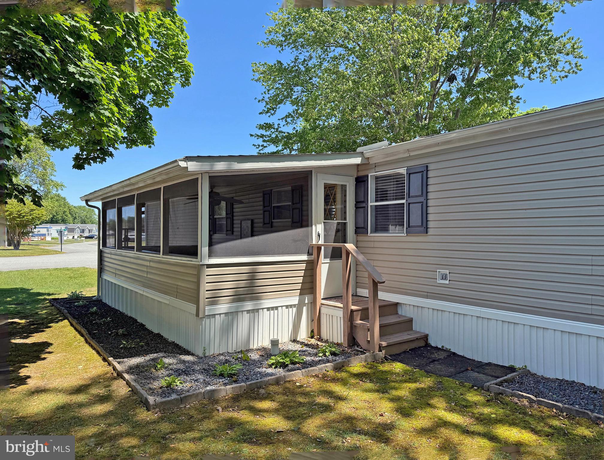 SILVERVIEW FARM MHP - Residential