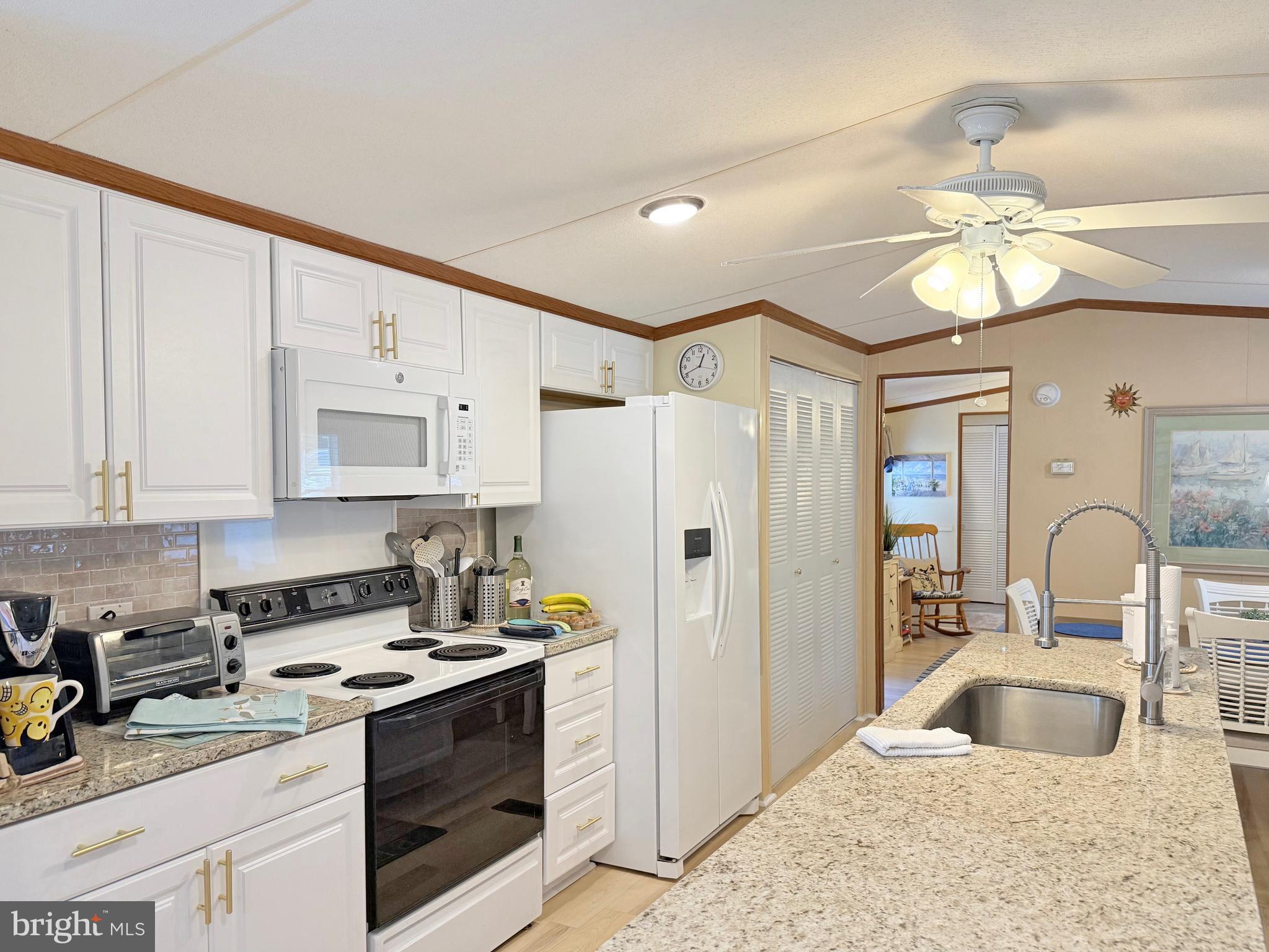 SILVERVIEW FARM MHP - Residential