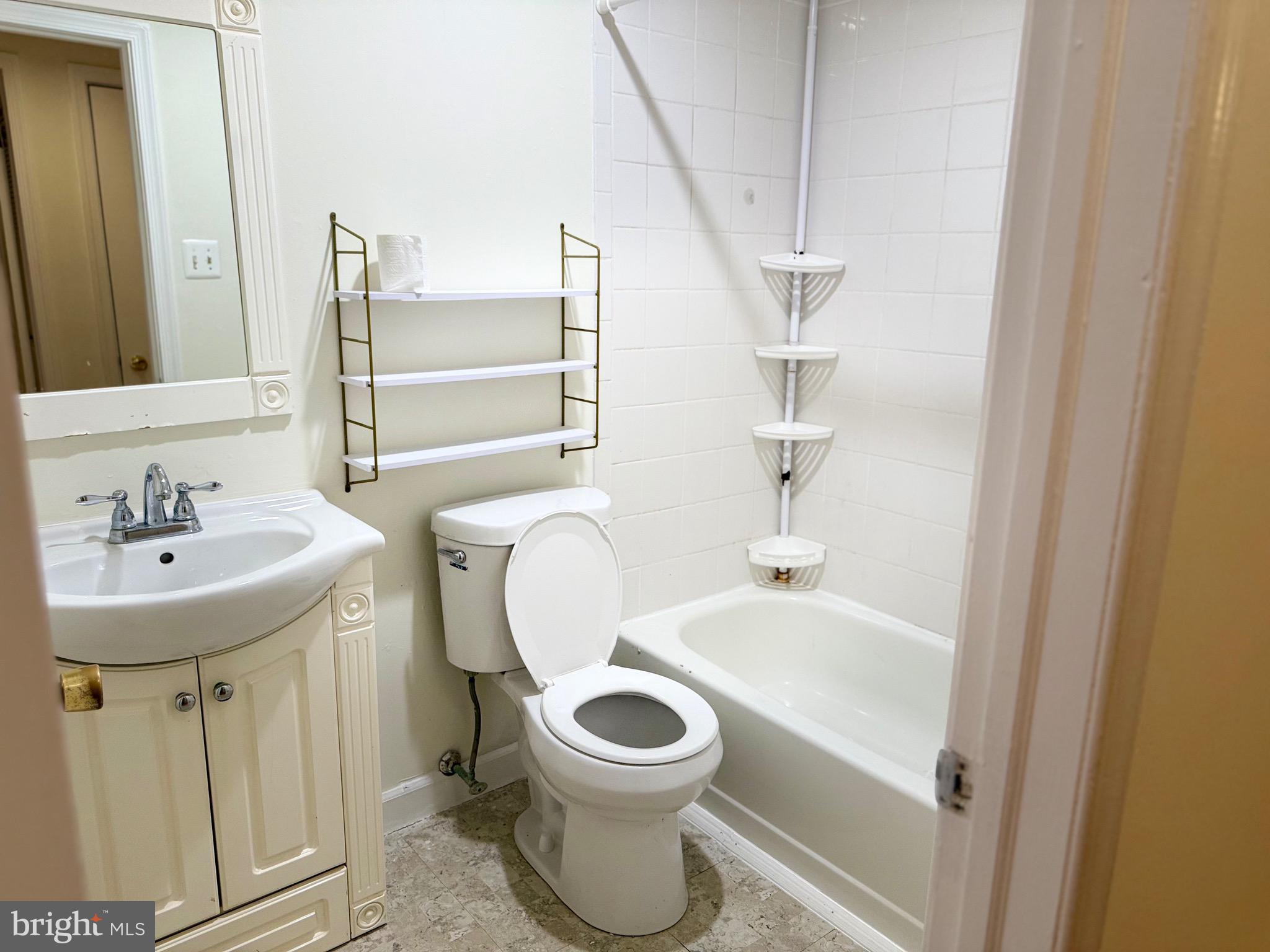 1444 MEDITERRANEAN B