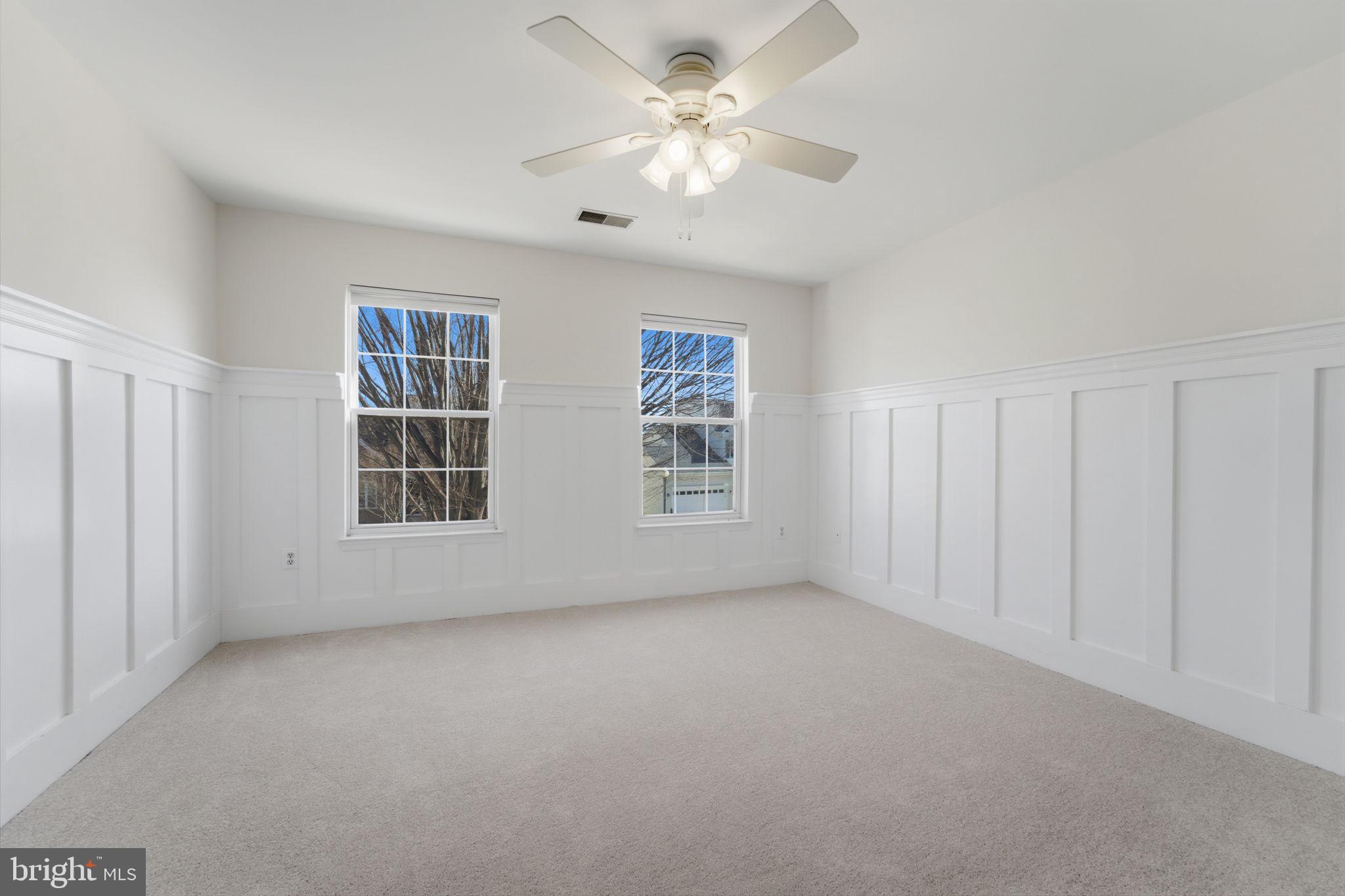 ASHBURN VILLAGE - Residential