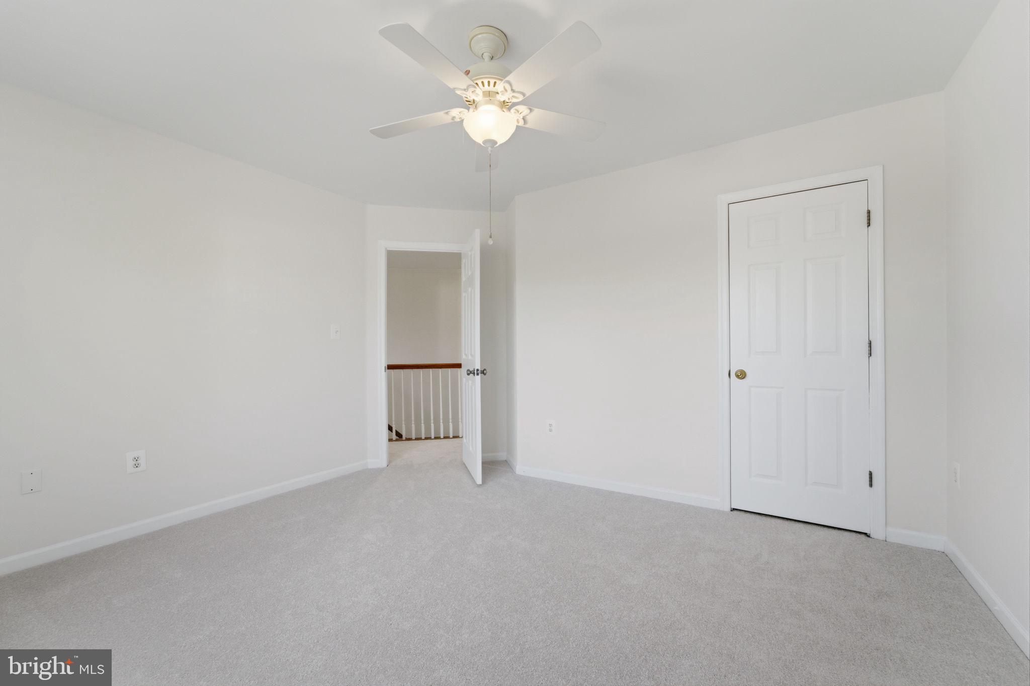 ASHBURN VILLAGE - Residential